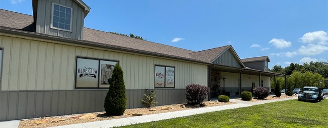 (Clinton, MO) Scooter’s 1747th bar, first visited in 2024. This winery, located behind an associated highway-facing general store, is dog-friendly (dogs even allowed inside) and serves wood fired pizza in...