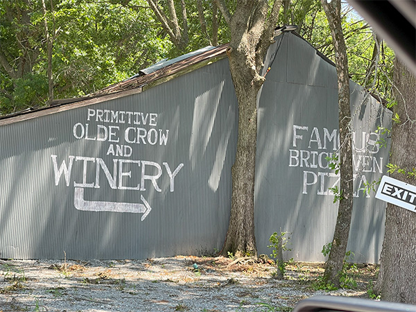 Primitive Olde Crow Winery, Clinton