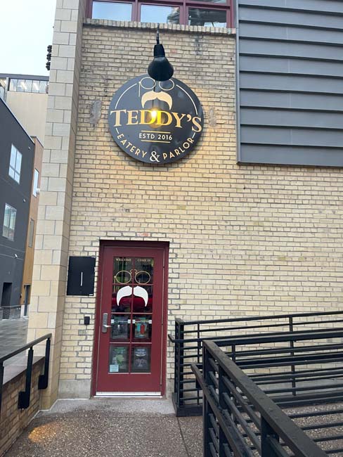 Teddy's Back Alley Bar, Fargo